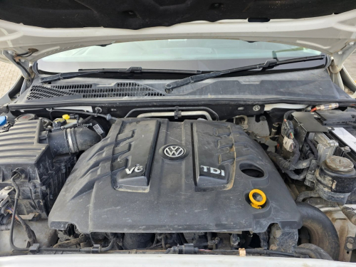 Volkswagen AMAROK 3.0 TDI V6 HIGHLINE 4MOTION A/T in Namibia