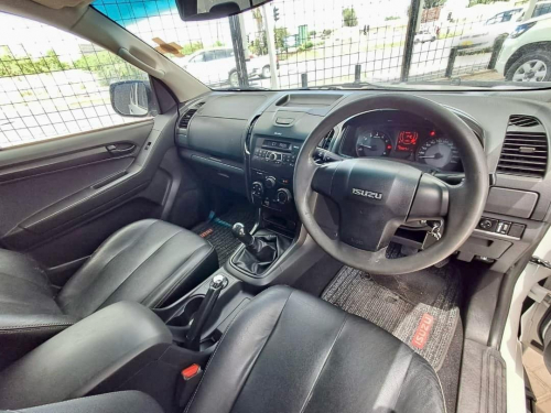 Isuzu Kb 250 D-teq Ho Hi Rider 4x4 D/c in Namibia