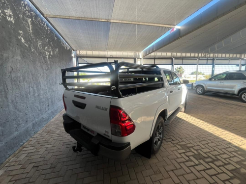 Toyota Hilux 2.8 DC RB Dakar A/T in Namibia