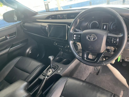 Toyota Hilux 2.8 DC RB Dakar A/T in Namibia