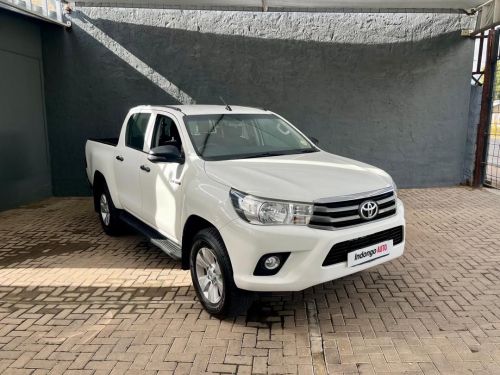Toyota Hilux 2.4 DC SRX 4x4 in Namibia