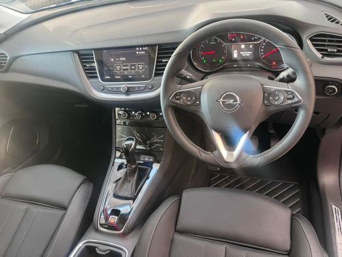 Opel Grandland X Cosmo 1.6 Turbo in Namibia