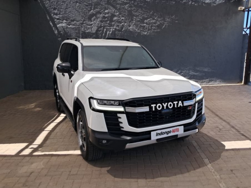 Toyota Land Cruiser 300 3.5T GR-S in Namibia