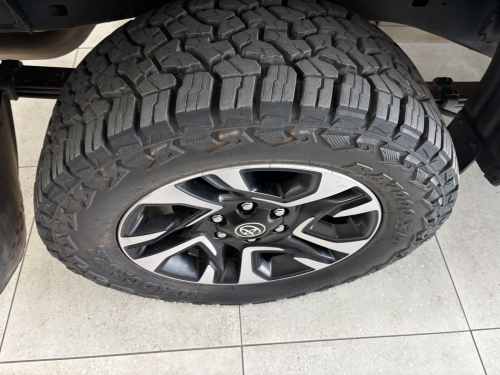 Toyota Hilux Legend 55 Ex/cab 4x4 A/t 2.8 in Namibia