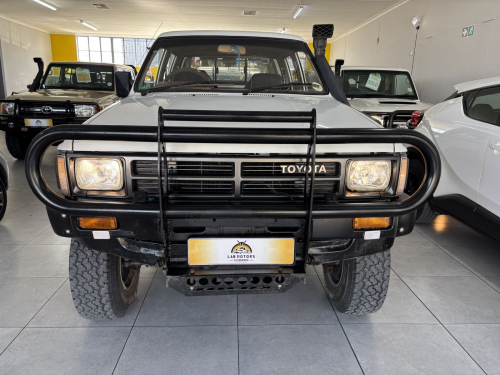 Toyota Hilux 2.2 4y D/cab 4x4 M/t in Namibia
