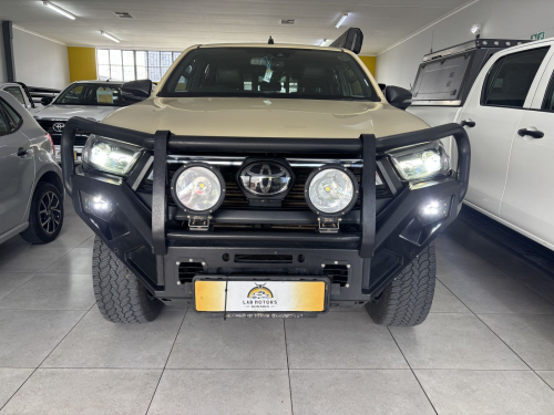 Toyota Hilux Legend Rs D/cab 4x4 A/t 2.8 in Namibia