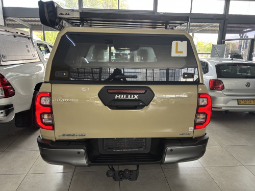 Toyota Hilux Legend Rs D/cab 4x4 A/t 2.8 in Namibia