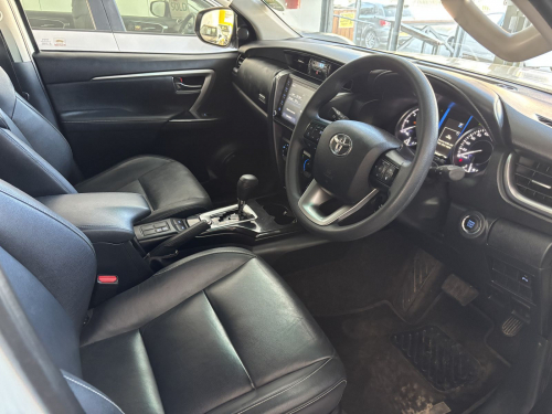 Toyota Fortuner 2.4 4x4 A/t in Namibia