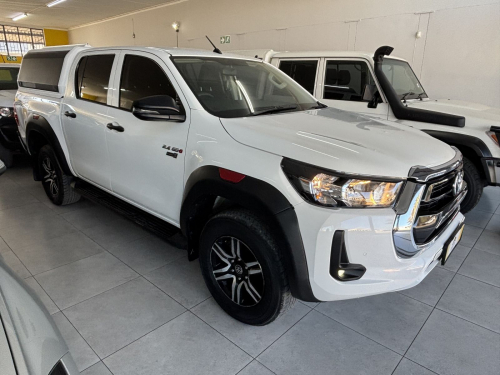 Toyota Hilux 2.4 D/cab 4x4 A/t Raider X in Namibia