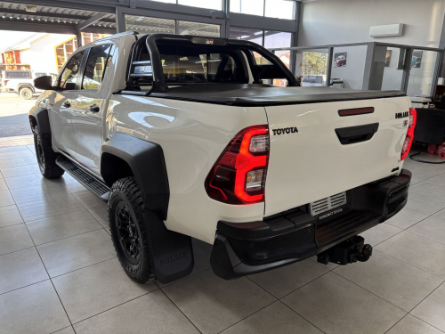 Toyota Hilux GR D/cab 4x4 A/t 2.8 in Namibia