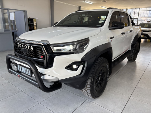 Toyota Hilux GR D/cab 4x4 A/t 2.8 in Namibia