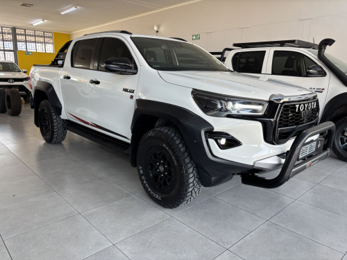 Pre-owned Toyota Hilux GR D/cab 4x4 A/t 2.8 for sale in 