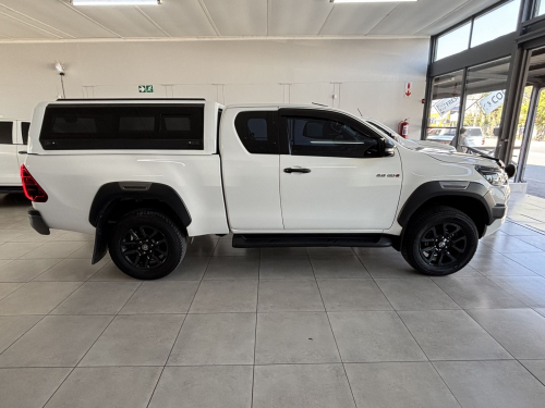 Toyota Hilux Legend 2.8 Ex/cab 4x4 A/t in Namibia