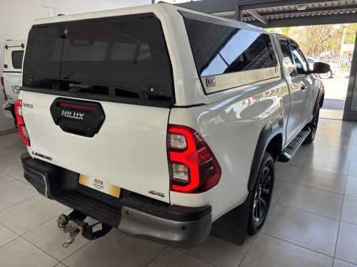 Toyota Hilux Legend 2.8 Ex/cab 4x4 A/t in Namibia