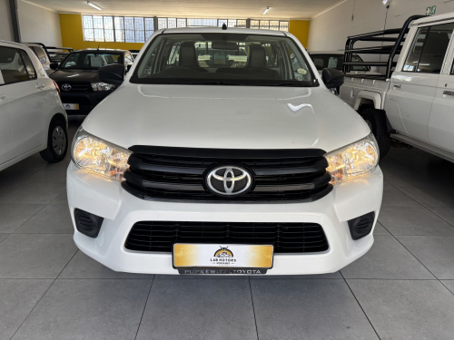 Toyota Hilux S/cab 2.4 2x4 M/t in Namibia
