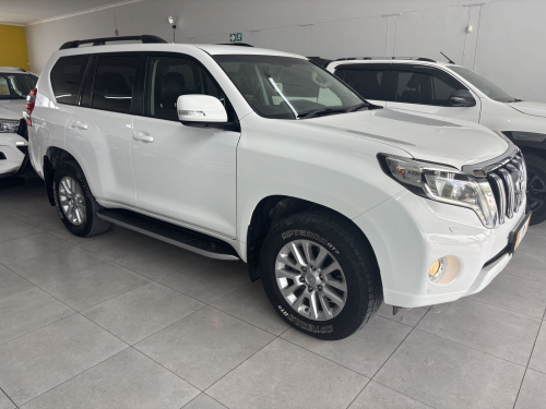 Toyota Prado VX 3.0 Diesel A/t 4x4 in Namibia