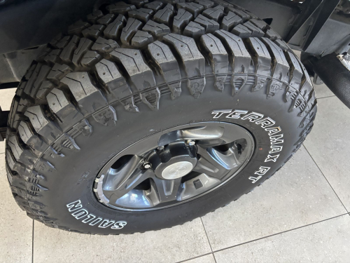 Toyota Land Cruiser S/cab 4.0 V6 M/t in Namibia
