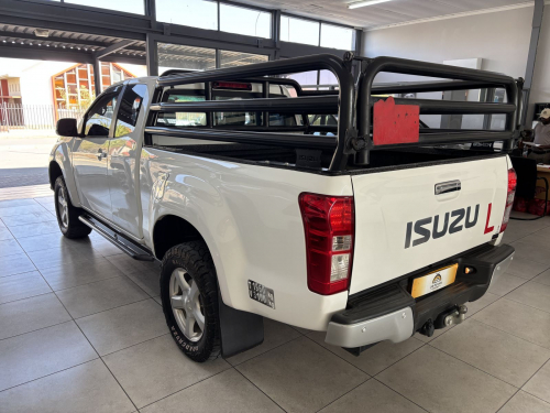Isuzu D teq 3.0 Ex/cab 4x4 M/t in Namibia