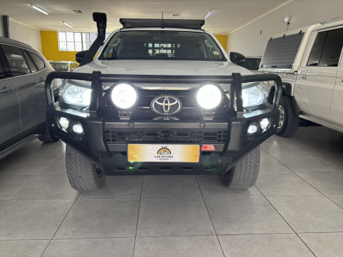 Toyota Hilux D/cab Raider X 2.4 4x4 A/t in Namibia