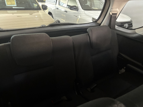 Toyota Fortuner 2.5 Vnt 2x4 A/t in Namibia