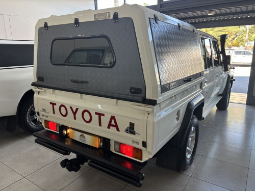 Toyota Land Cruiser 4.0 V6 in Namibia