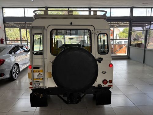 Land Rover Land Rover defender 110 TD5 SUV in Namibia