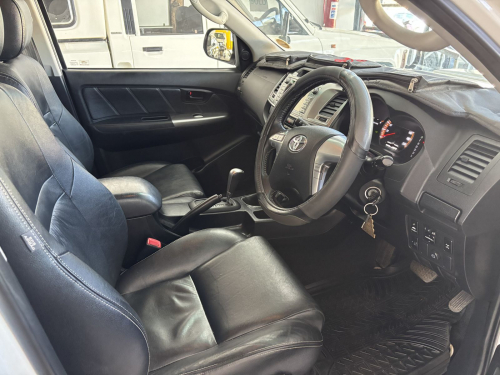 Toyota Hilux D/cab D4d 3.0 4x4 A/t Lagend 45 in Namibia
