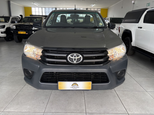 Toyota Hilux 2.0 VVTI 2x4 S/cab in Namibia