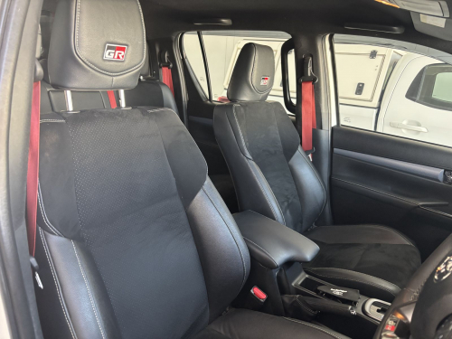 Toyota Hilux GR 2.8 D/cab 4x4 A/t in Namibia