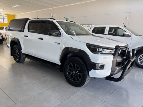 Pre-owned Toyota Hilux 2.8 4x4 A/t D/cab  48V for sale in 