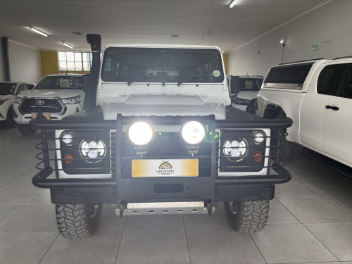 Land Rover Defender 130 Puma 2.2 D/cab in Namibia