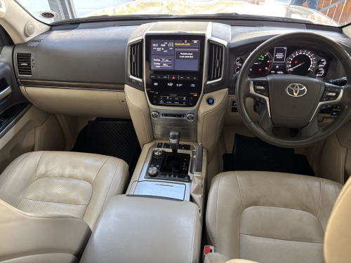 Toyota 200 VXR 4.5 Diesel A/t in Namibia