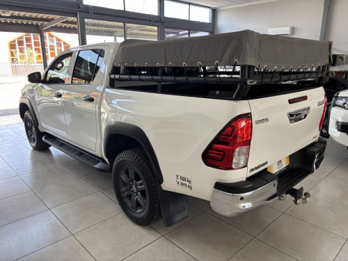Toyota Hilux D/cab 2.4 M/t 2x4 in Namibia