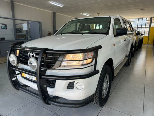 Toyota Hilux D4d 2.5 S/cab 2x4 M/t in Namibia