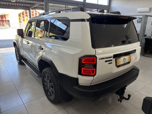 Toyota Prado VX- R 2.8 A/T 4X4 in Namibia