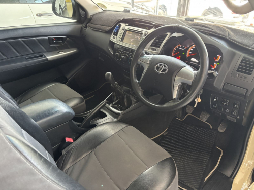 Toyota Hilux Legend 45 3.0 Ex/cab 4x4 M/t in Namibia