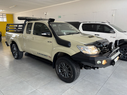 Used Toyota Hilux Legend 45 3.0 Ex/cab 4x4 M/t for sale in Gobabis