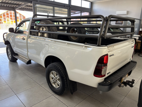 Toyota Hilux D4d 2.5 2x4 M/t SRX in Namibia