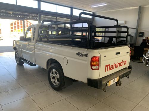 Mahindra S6 S/CAB 4X4 FARMERS KIT in Namibia