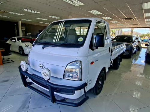Pre-owned Hyundai H100 2.6D A/C MT for sale in 