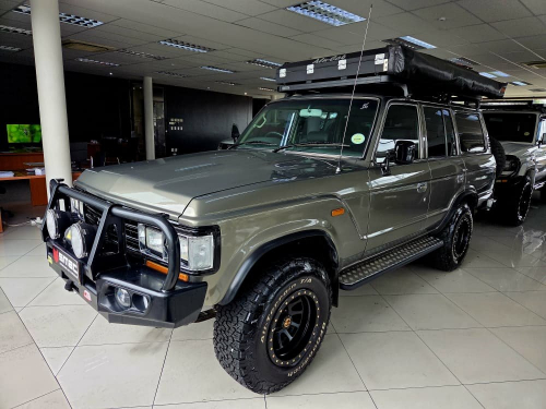 Toyota Landcruiser 3F 4x4 MT in Namibia