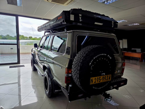 Toyota Landcruiser 3F 4x4 MT in Namibia