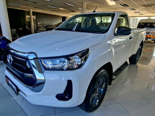 Toyota Hilux 2.4 GD-6 SC RB A/T in Namibia