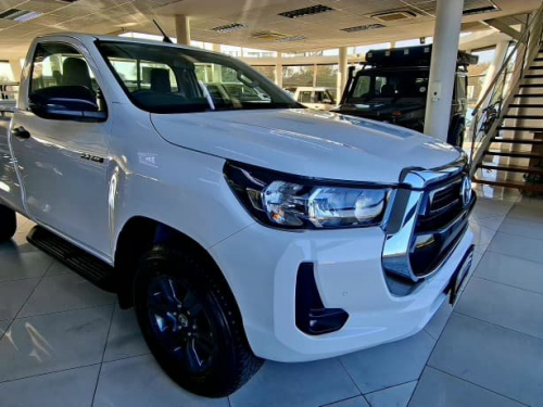 Toyota Hilux 2.4 GD-6 SC RB A/T in Namibia