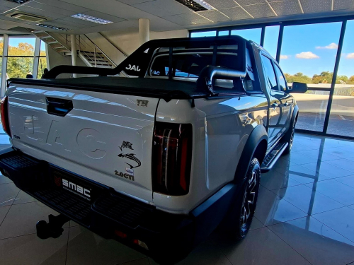 JAC T9 Super Lux DC 4x4 AT in Namibia