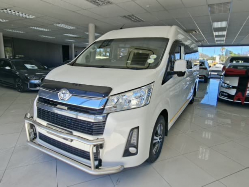 Toyota Quantum 2.8 GL SLWB A/T 14 Seater in Namibia