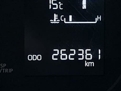 Toyota Quantum 2.8 GL SLWB A/T 14 Seater in Namibia