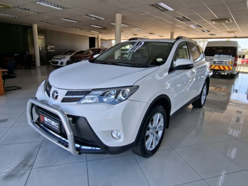 Toyota Rav4 2.5 VX AT AWD in Namibia