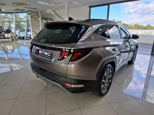 Hyundai Tucson 2.0 Executive A/t in Namibia