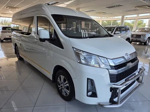 Toyota Quantum 2.8 GL SLWB AT 14 Seater in Namibia